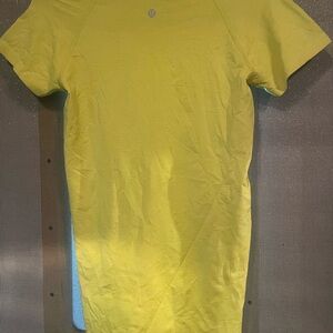 lululemon athletica Yellow Short Sleeve Tee
